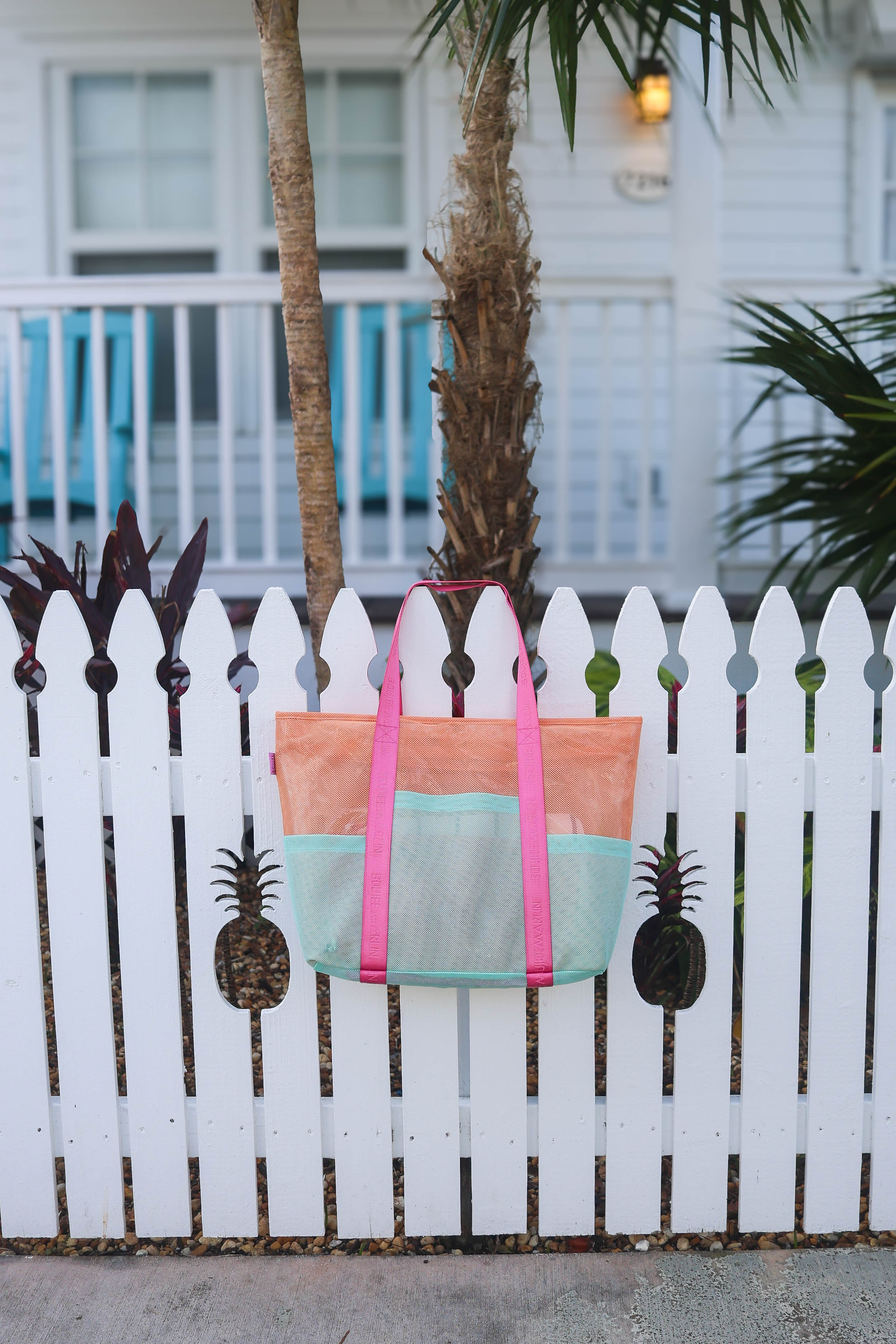 Boujee Beach Bag - Starfish Coral