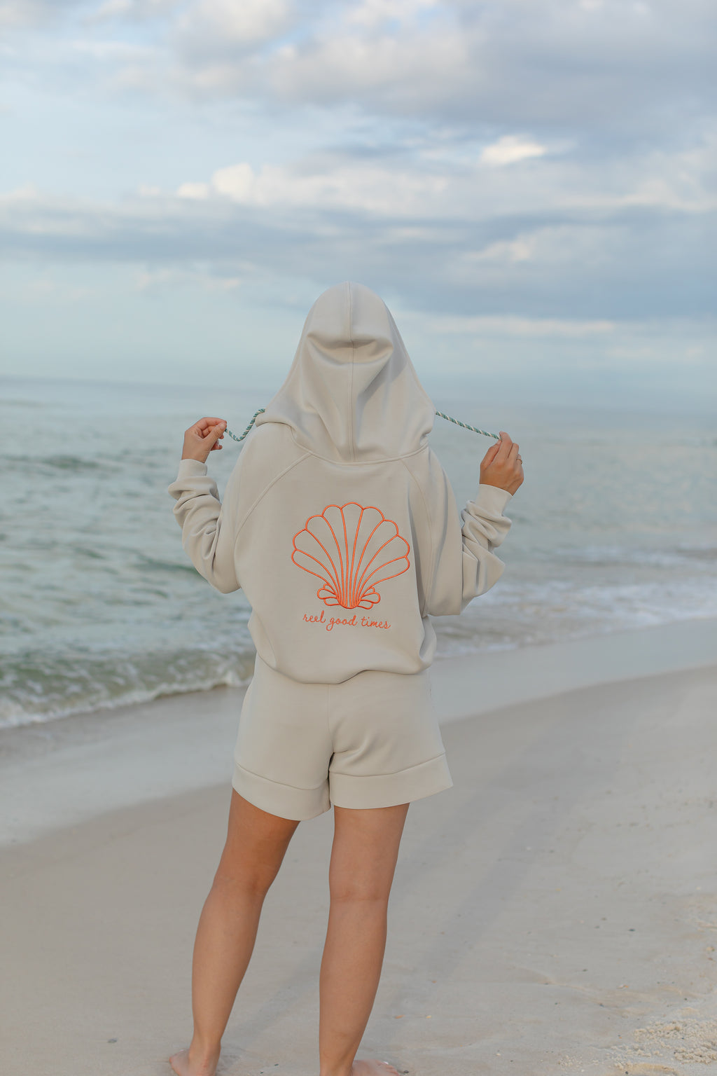 Seashell Breezy Crop Hoodie