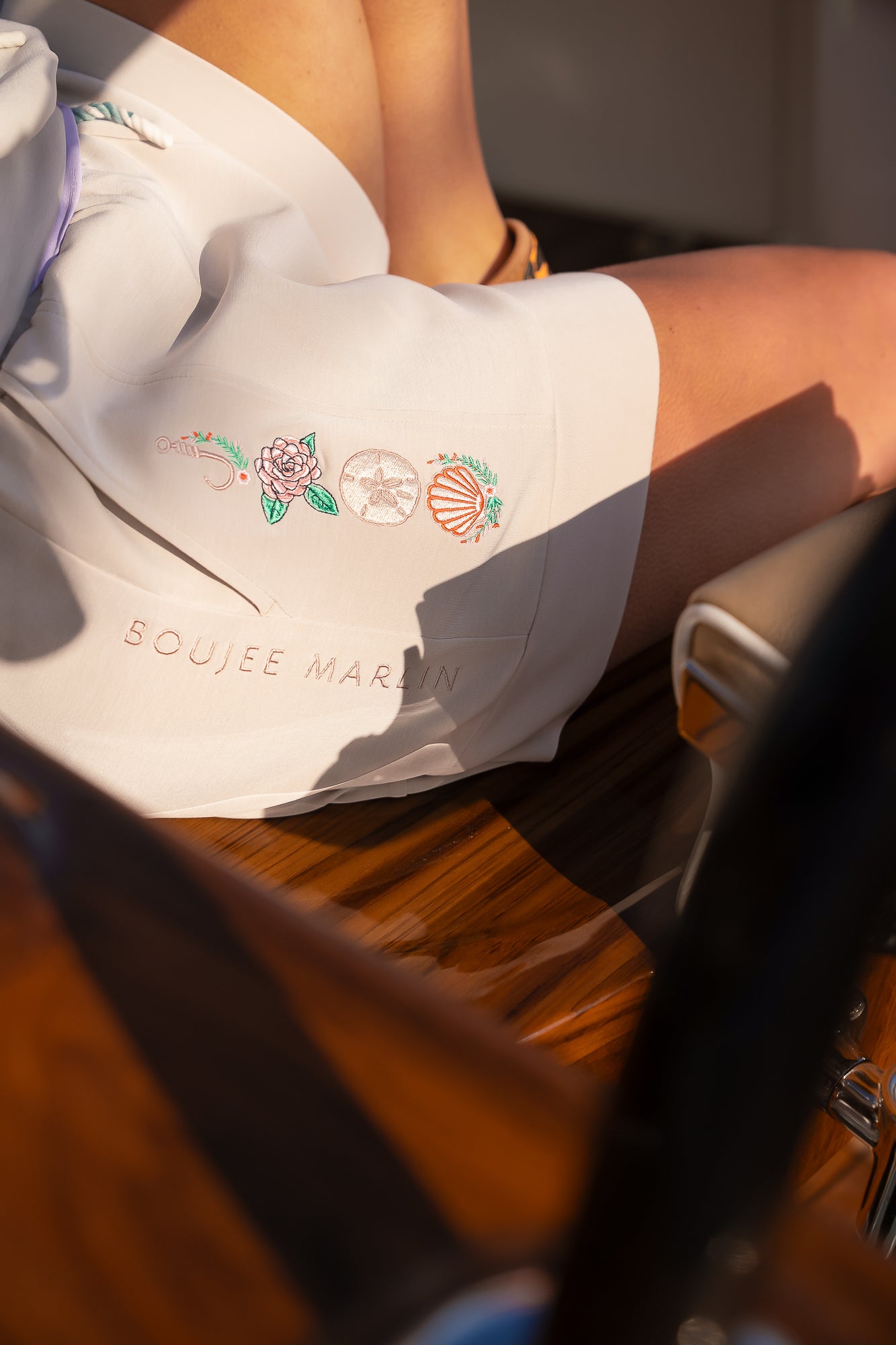 Low Tide Shorts - Sand Dollar